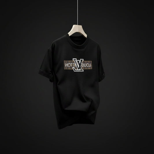 black t shirt
